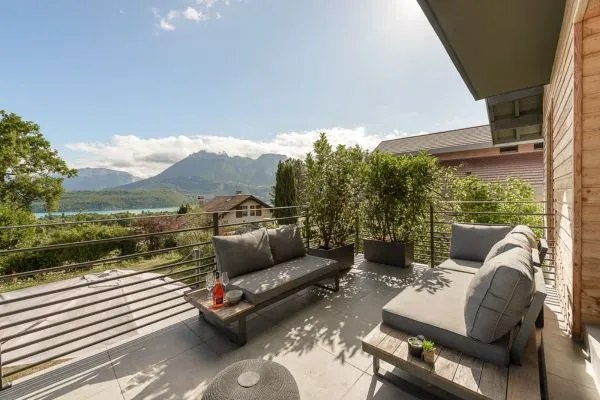location villa terrasse annecy