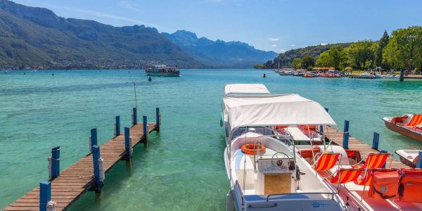 Lac annecy printemps