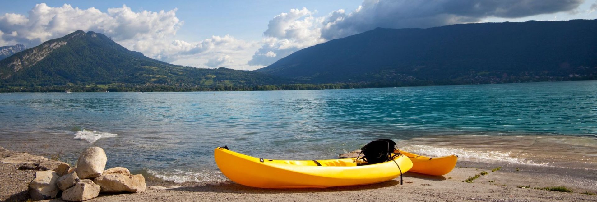 canoe-kayak-sur-le-lac-dAnnecy.jpg