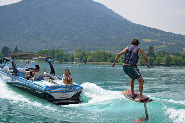 foil-annecy-lake