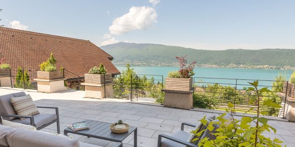 location-lla-selections