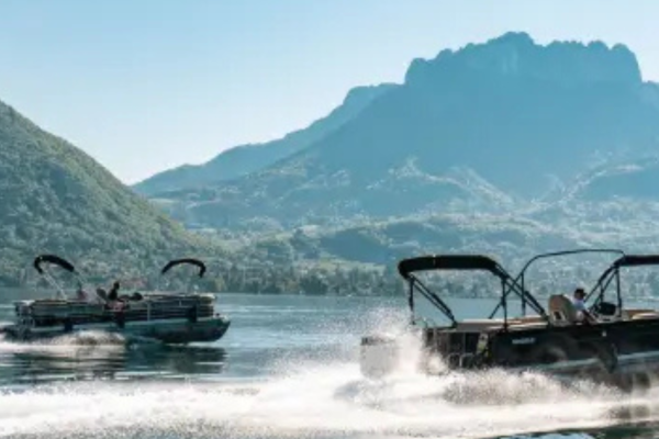 loungeboatannecy