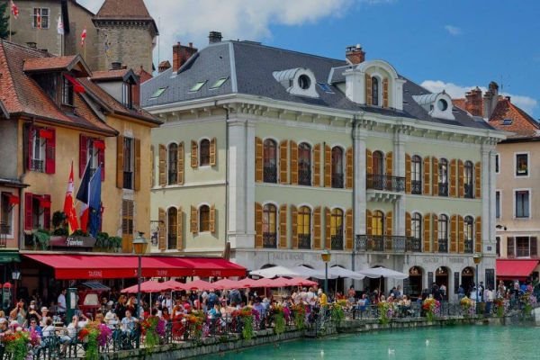 que faire au lac d'annecy