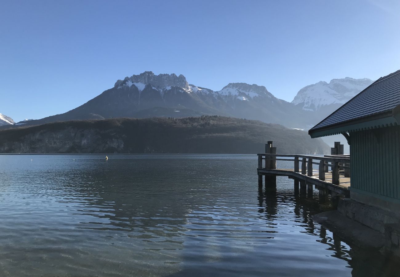 annecy lake, cocooning, holiday rental, location, saint-jorioz, lake, mountains, luxury, hotel, house, sun, snow, vacation