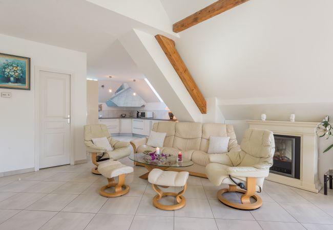 Apartment in Duingt - LES LIBELLULES - LOFT surplombant le lac Apartment in Duingt - LES LIBELLULES - LOFT surplombant le lac