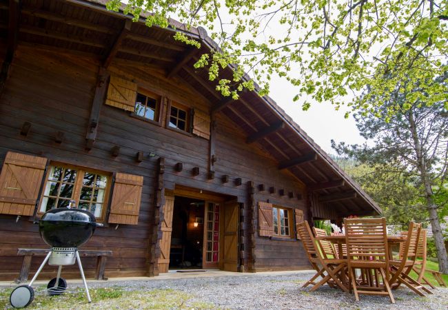 facade, cottage, standing, holiday rental, location, annecy, lake, mountains, luxury, house, hotel, sun, snow, vacation