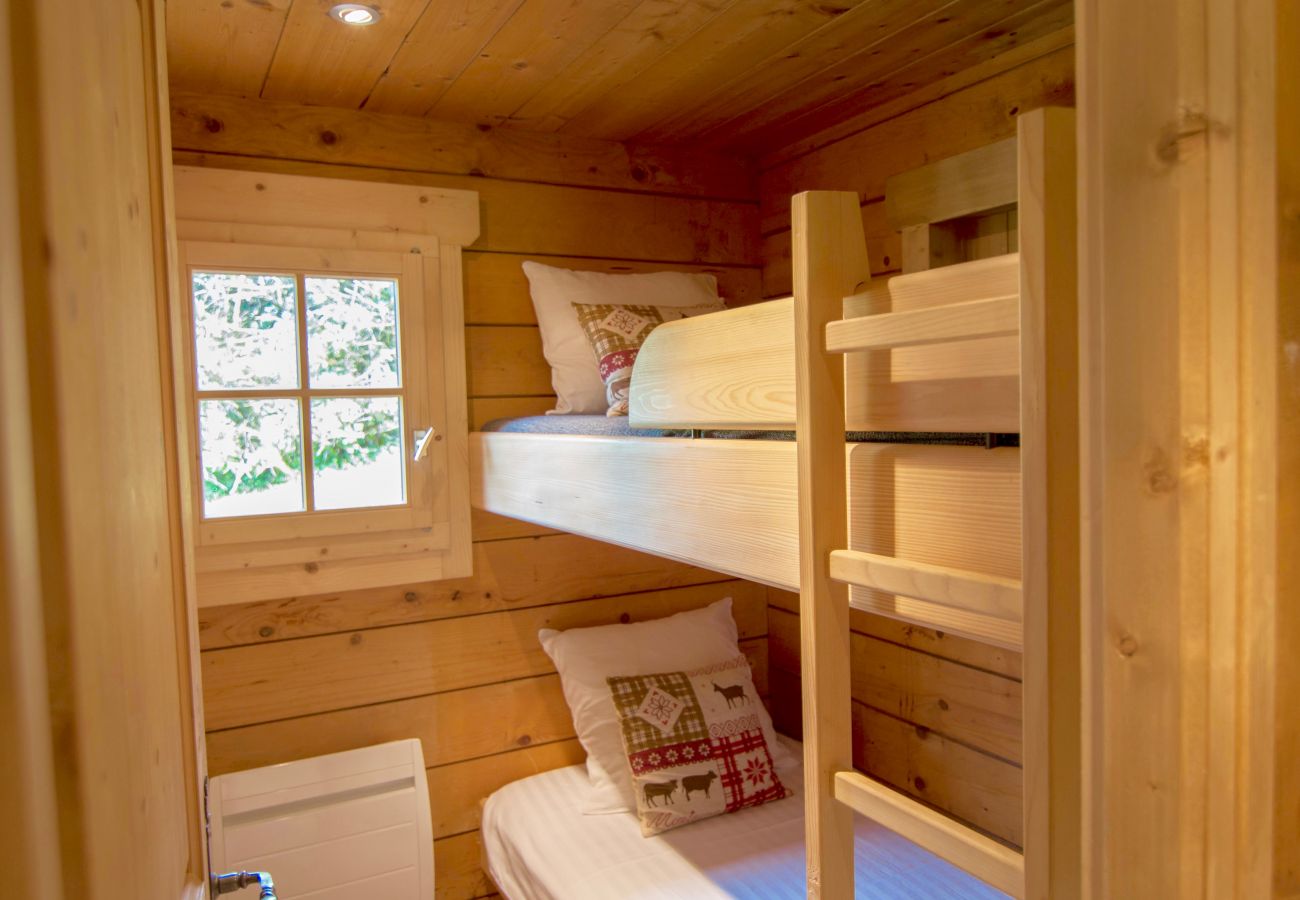 bedroom, cottage, standing, holiday rental, location, annecy, lake, mountains, luxury, house, hotel, sun, snow, vacation 