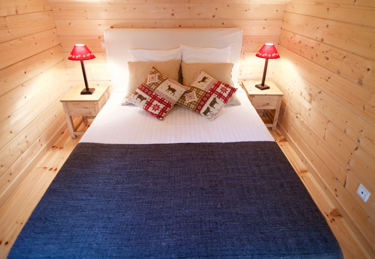 bedroom, cottage, standing, holiday rental, location, annecy, lake, mountains, luxury, house, hotel, sun, snow, vacation