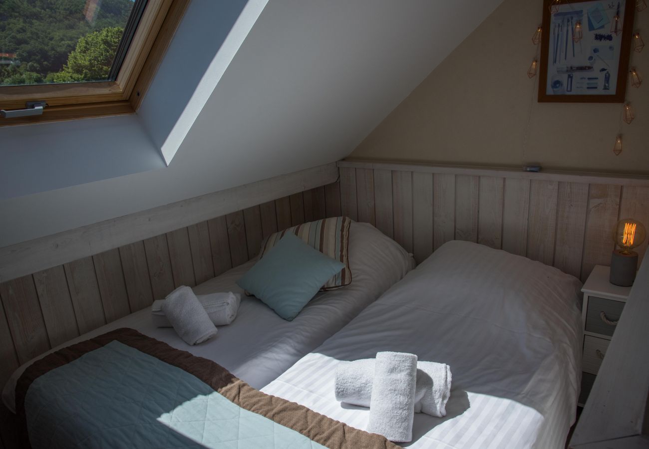 bedroom, baie des voiles, holiday rental, location, annecy, lake, mountains, luxury, flat, hotel, sun, snow, vacation