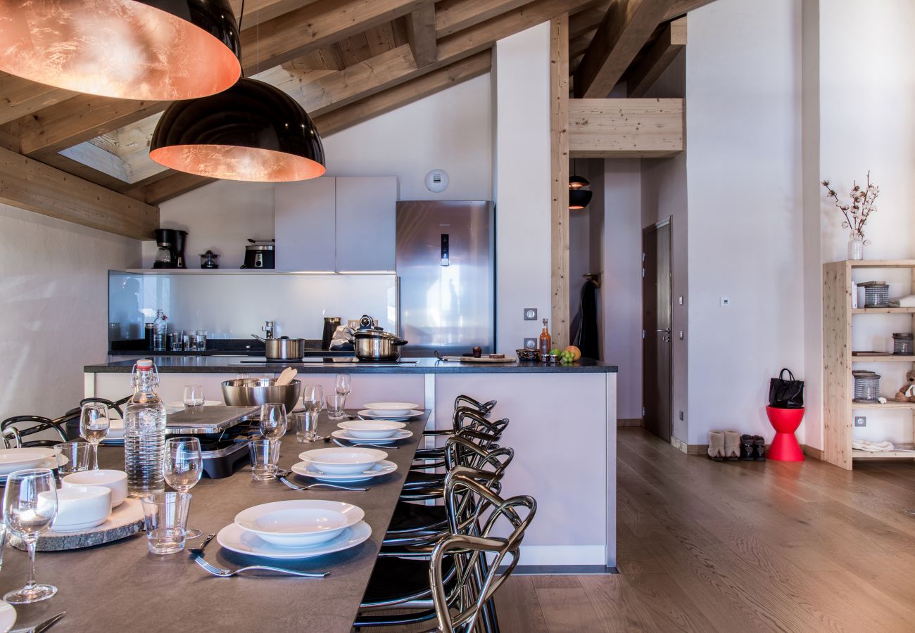 Apartment in La Clusaz - LCZ - Luxueux T6 au pied des pistes, 5* 10/12p