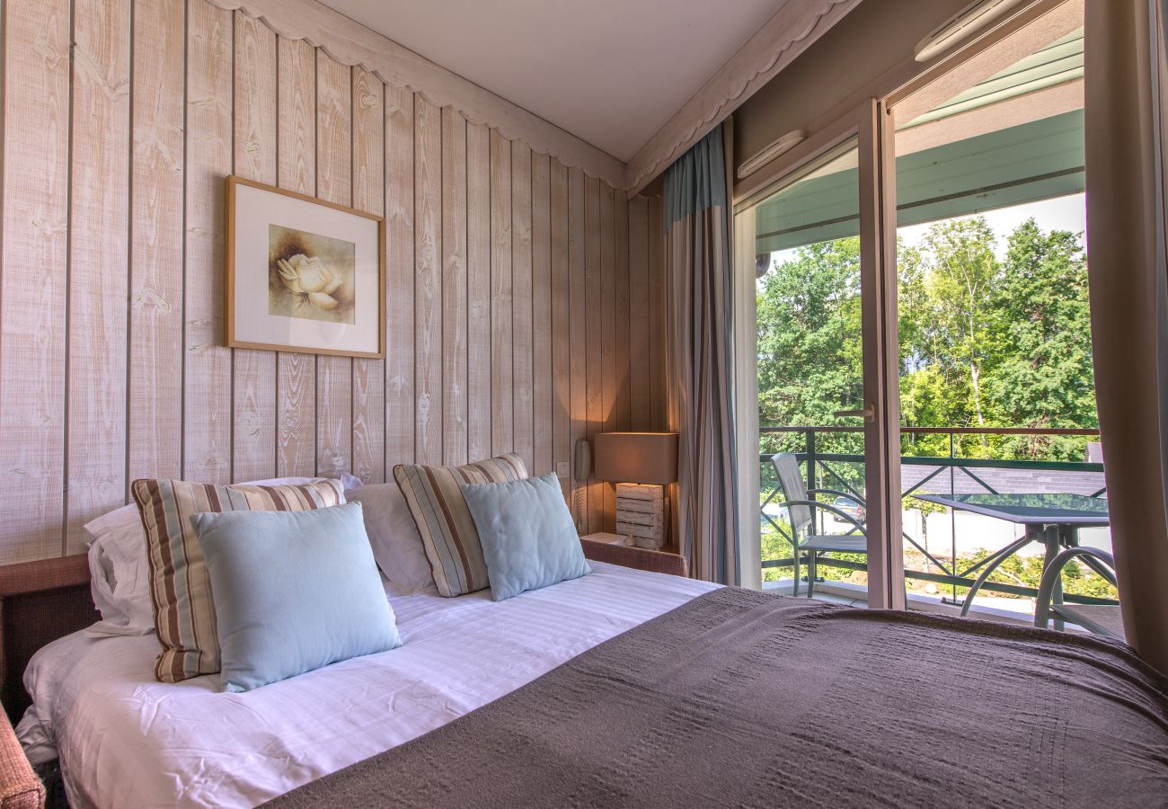 bedroom, baie des voiles, holiday rental, location, annecy, lake, mountains, luxury, flat, hotel, sun, snow, vacation