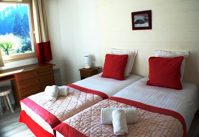 double bedroom, bed, night, holiday rental, luxury