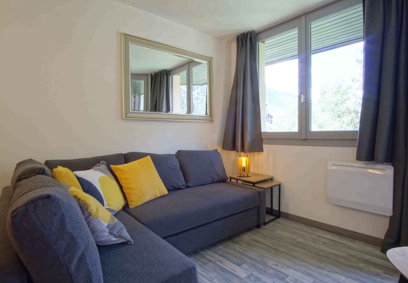 Apartment in Chamonix-Mont-Blanc - Snowline: Residence Chamois Blanc