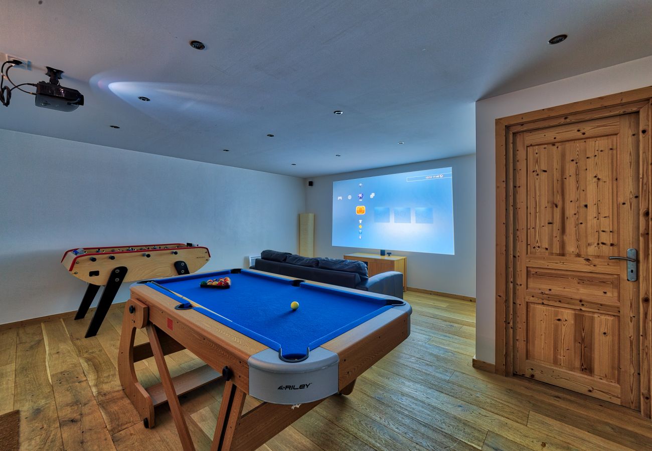 Large and spacious games room