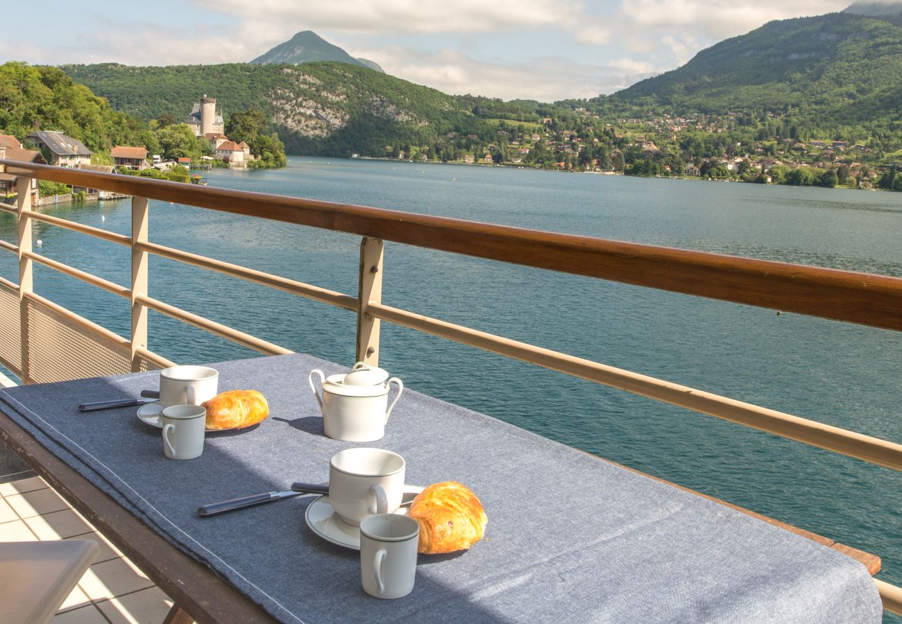 balcony, duingt, luxury, flat, holiday rental, annecy, vacation, lake view, mountain, hotel, snow, sun, private beach