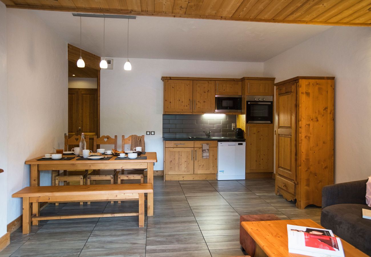 Apartment in La Clusaz - LCZ - Charmant T2 spa et coeur village, 4*