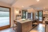 Chalet in Doussard - Unique Chalet avec vue Montagnes a 360° Chalet in Doussard - Unique Chalet avec vue Montagnes a 360°