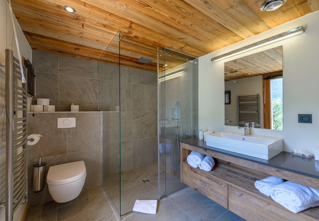 Chalet in La Clusaz - LCZ - Le Chalet 5* Cocon des Confins - 20p Chalet in La Clusaz - LCZ - Le Chalet 5* Cocon des Confins - 20p