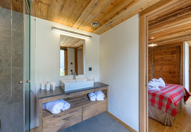 Chalet in La Clusaz - LCZ - Le Chalet 5* Cocon des Confins - 20p Chalet in La Clusaz - LCZ - Le Chalet 5* Cocon des Confins - 20p