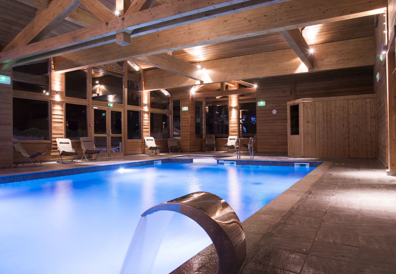 Apartment in La Clusaz - LCZ - Charmant T3 avec piscine et spa, 4*