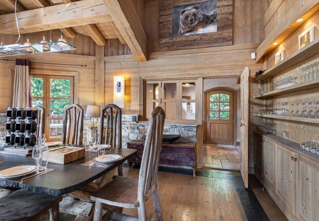 Chalet in Courchevel - Winter Courchevel -- Le Wood and Stone SKI IN OUT Chalet in Courchevel - Winter Courchevel -- Le Wood and Stone SKI IN OUT