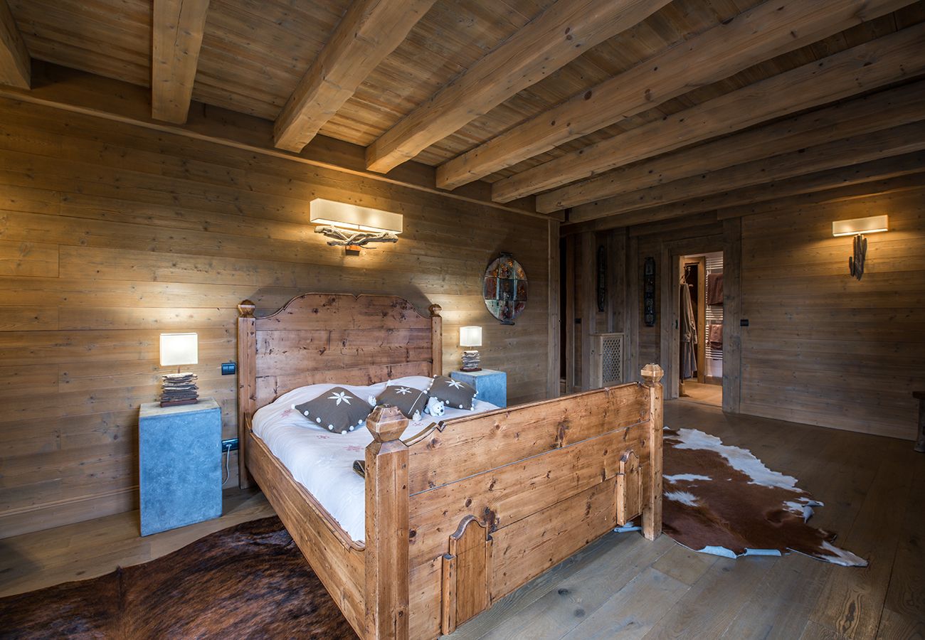 Chalet in Courchevel - Winter Courchevel -- Le Wood and Stone SKI IN OUT