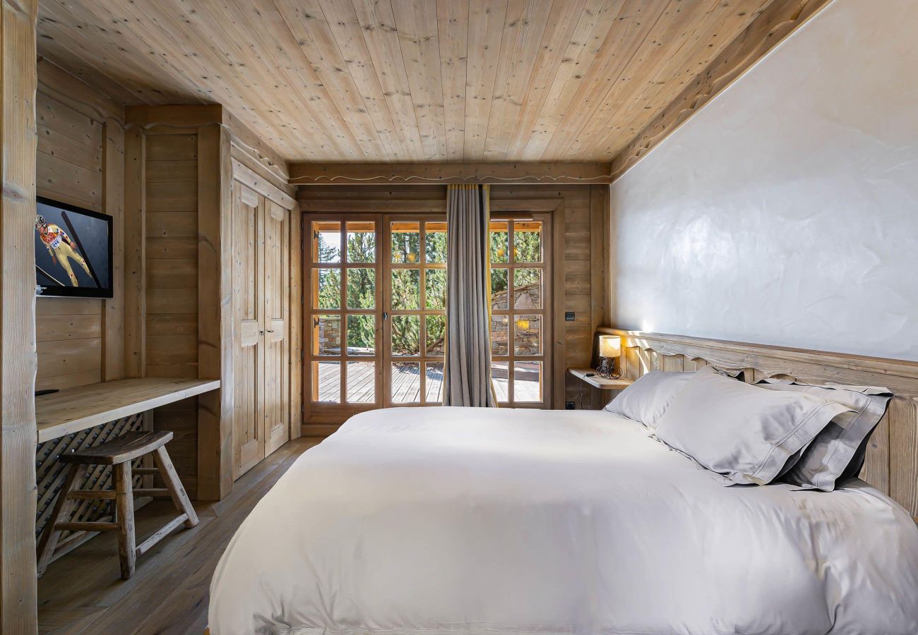 Chalet in Courchevel - Winter Courchevel -- Le Wood and Stone SKI IN OUT