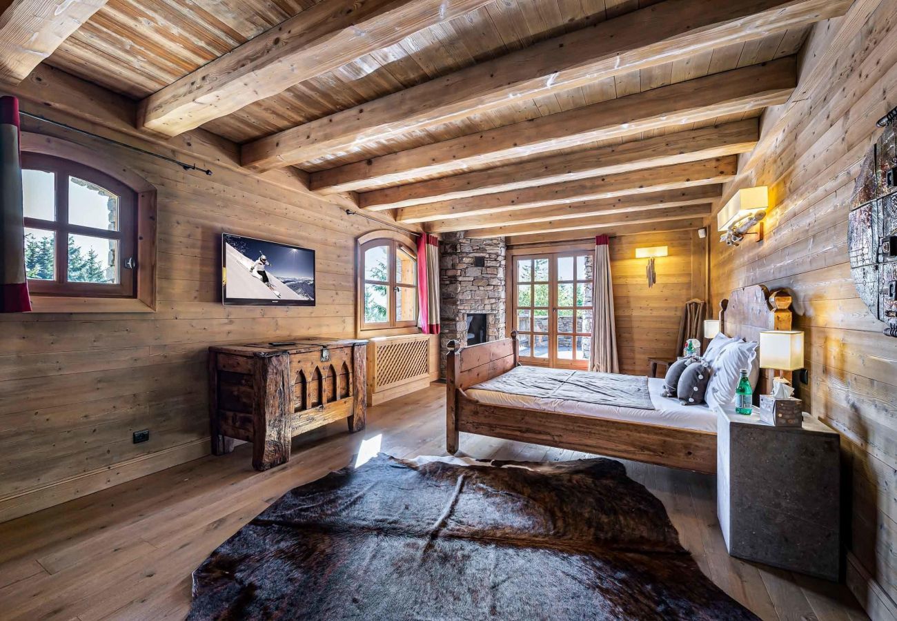 Chalet in Courchevel - Winter Courchevel -- Le Wood and Stone SKI IN OUT