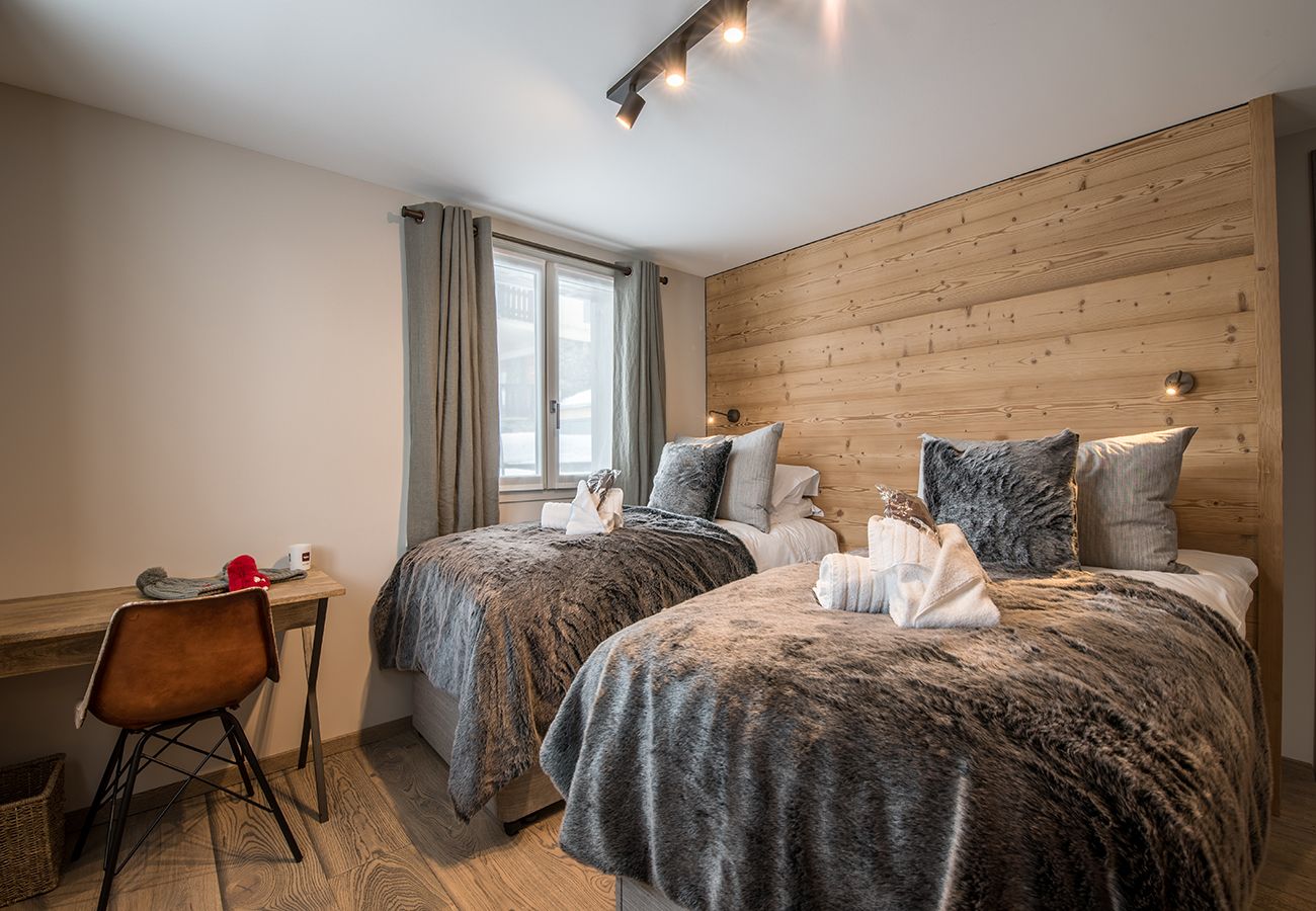 Chalet in Courchevel - Winter Courchevel // Chalet coeur village SKINOUT