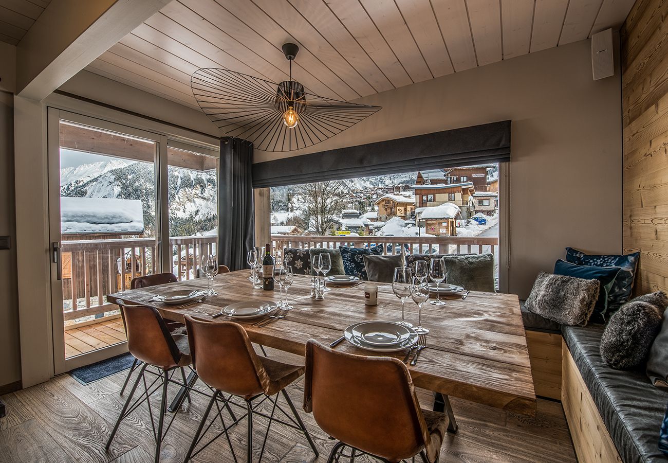 Chalet in Courchevel - Winter Courchevel // Chalet coeur village SKINOUT