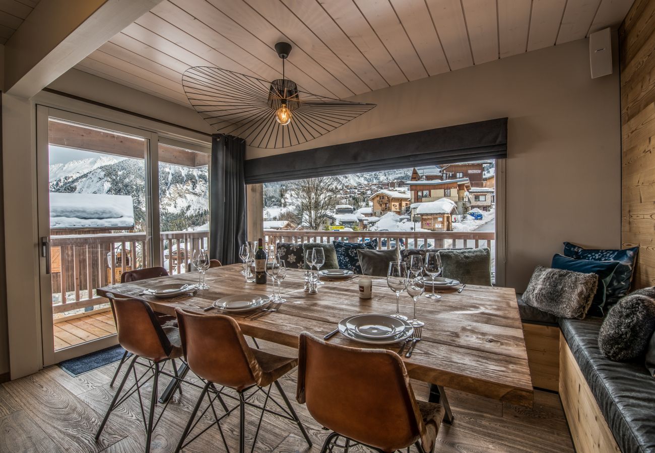 Chalet in Courchevel - Winter Courchevel // Chalet coeur village SKINOUT