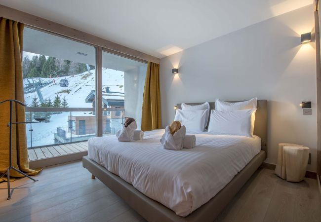 Phoenix, rental, Courchevel, luxury, residence, foot of the slopes, prestigious, resort centre, snow, holidays, ski in out  