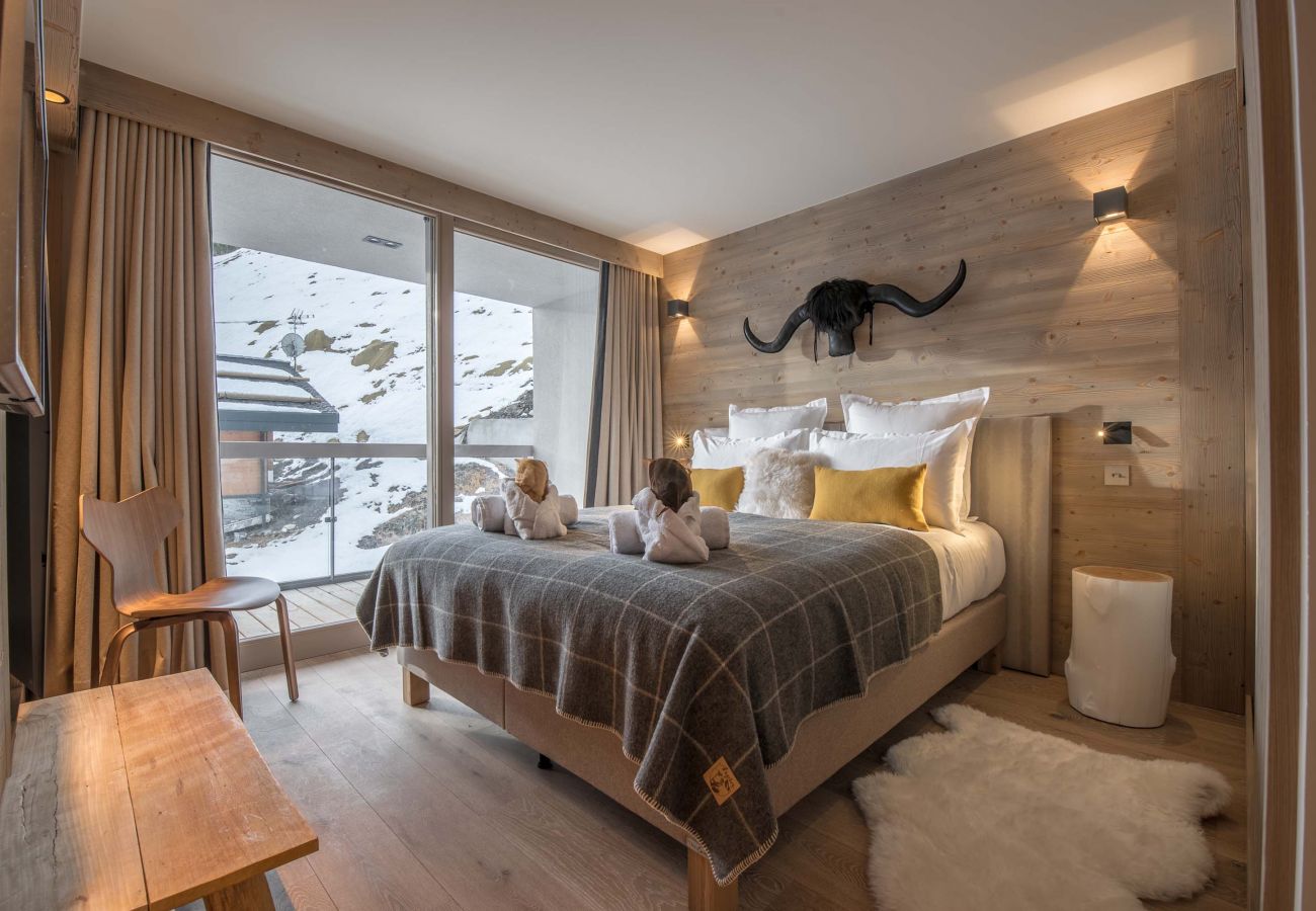 Courchevel residence at the foot of the slopes, rental with pool, airbnb Courchevel, luxury alps concierge, ski holidays 