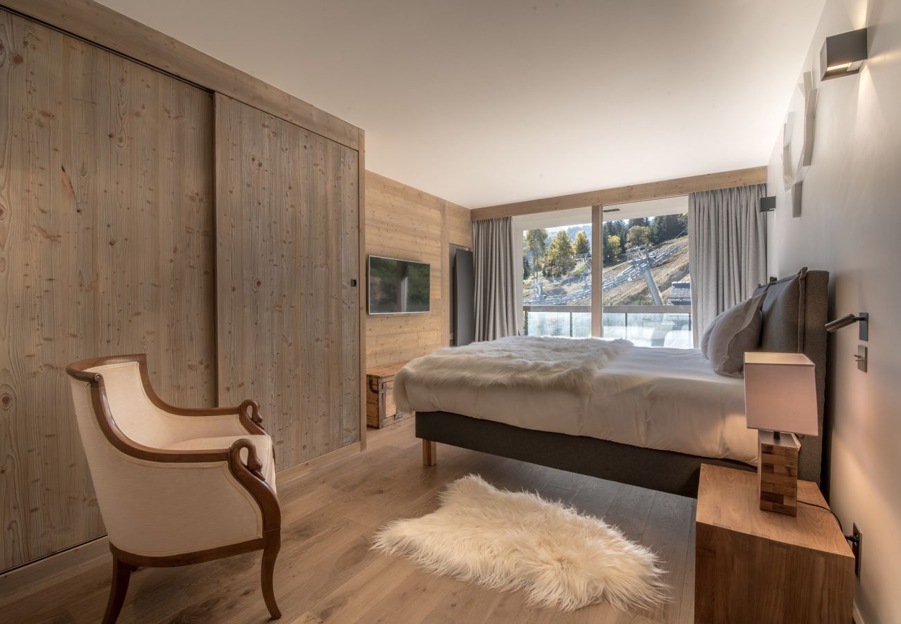 Courchevel residence at the foot of the slopes, rental with pool, airbnb Courchevel, luxury alps concierge, ski holidays 