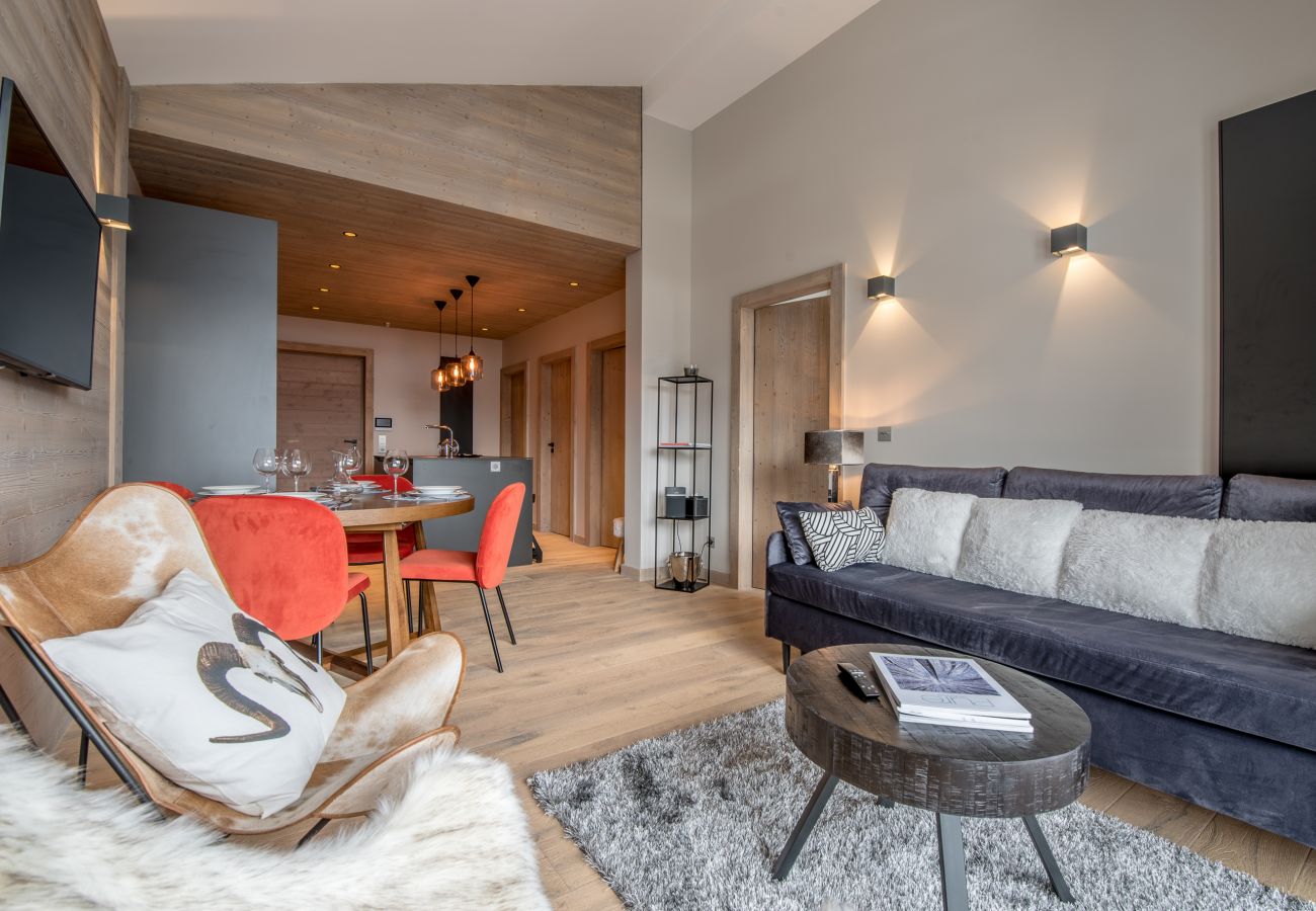 Flat rental Courchevel ski in ski out, airbnb luxury in the alps, ski in ski out close to the centre , winter holiday 