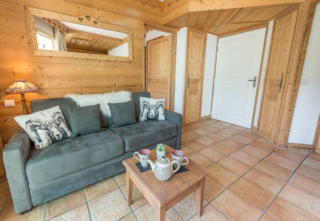 Studio in Duingt - BAIE DES VOILES - #10 Grand Studio rez de jardin Studio in Duingt - BAIE DES VOILES - #10 Grand Studio rez de jardin