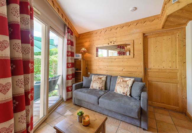  in Duingt - BAIE DES VOILES - #10 Grand Studio rez de jardin
