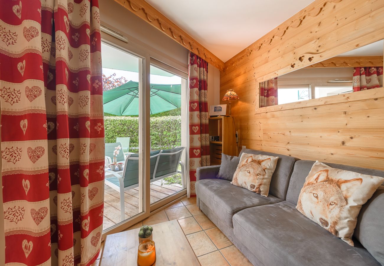 Studio in Duingt - BAIE DES VOILES - #10 Grand Studio rez de jardin