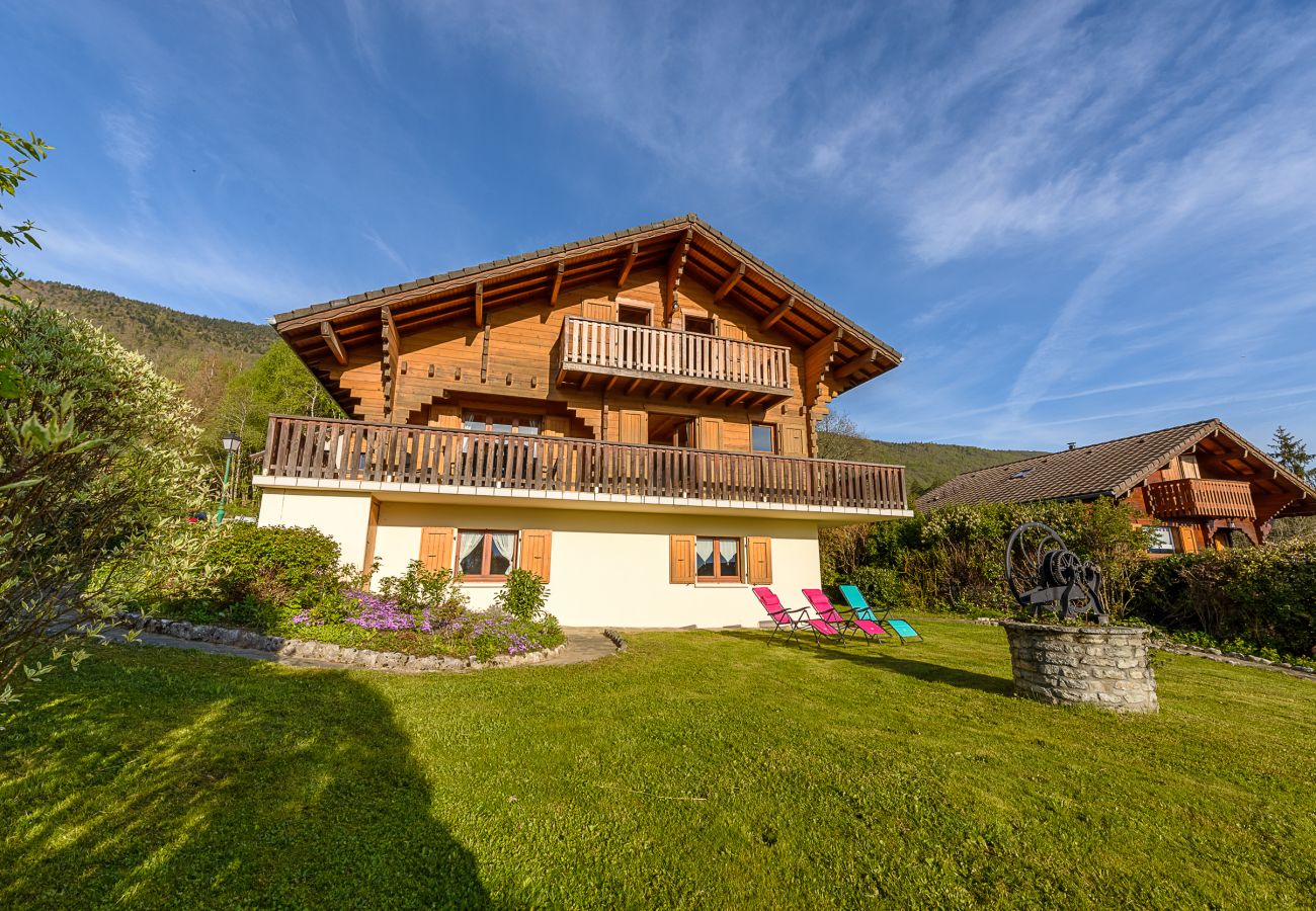 luxury chalet, lake view, seasonal rental, high-end concierge, holidays, hotel, annecy, summer, garden, airbnb, france