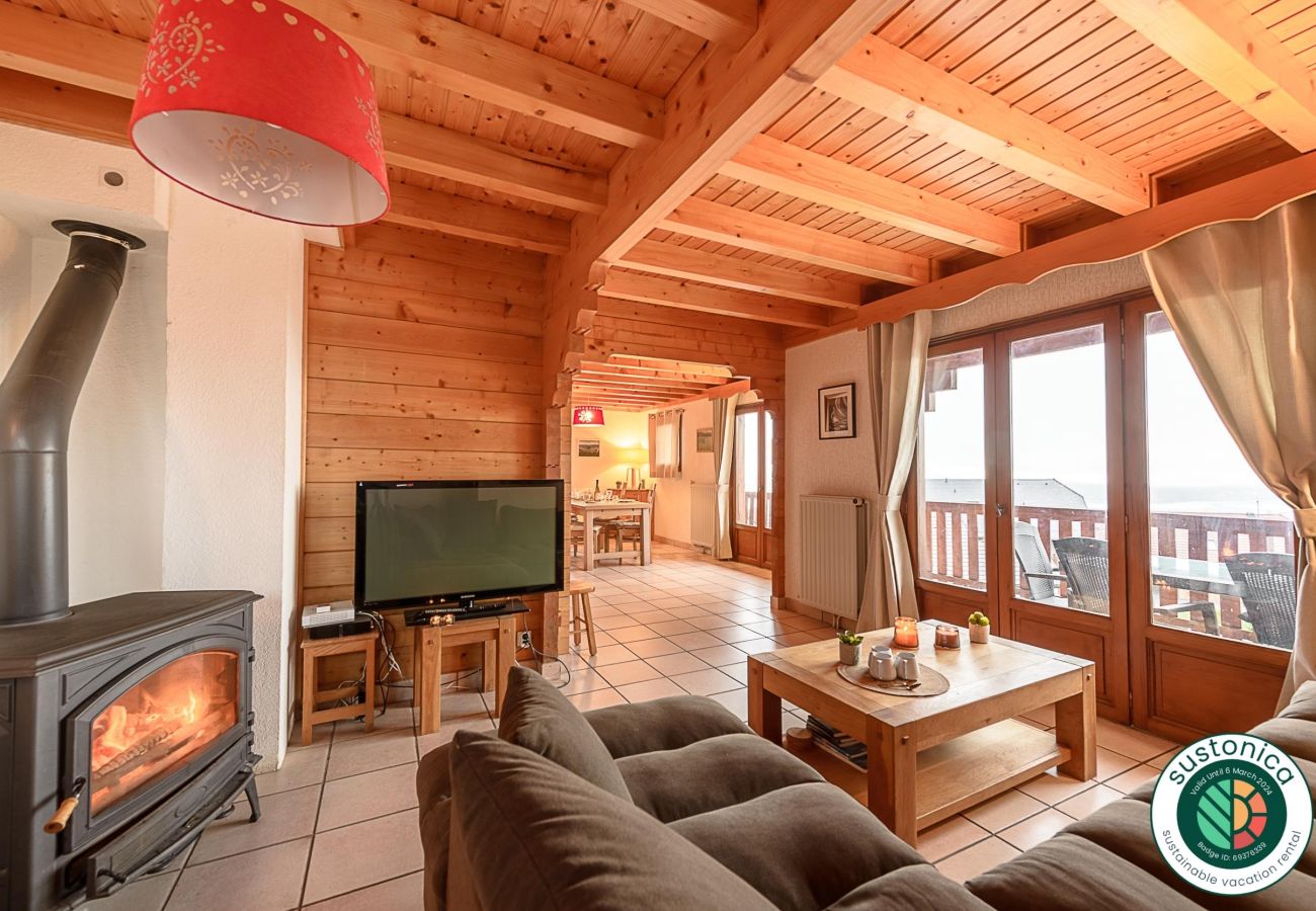 living room, house, chalet, luxury, seasonal rental, annecy, vacations, lake view, mountain, hotel, private beach, snow, sun