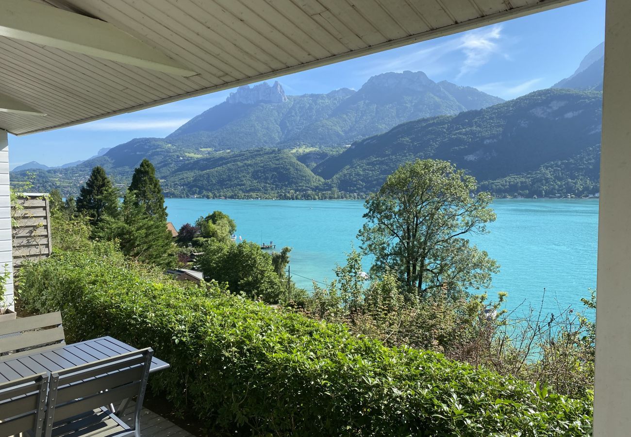 balcony, villa, standing, holiday rental, location, annecy, lake, mountains, luxury, house, hotel, sun, snow, vacation 