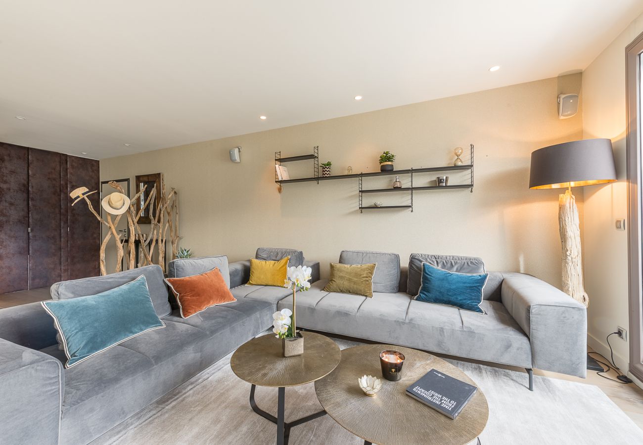 living room, holiday rental, location, annecy, lake view, mountains view, luxury, flat, villa, hotel, sun, snow, vacation