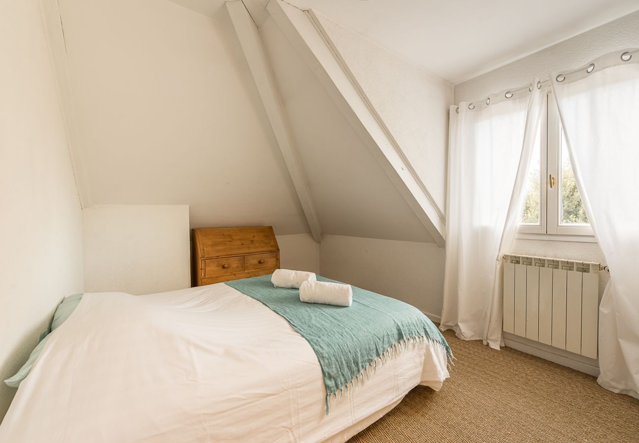 bedroom, cocooning, holiday rental, location, annecy, lake, mountains, luxury, house, villa, hotel, sun, snow, vacation