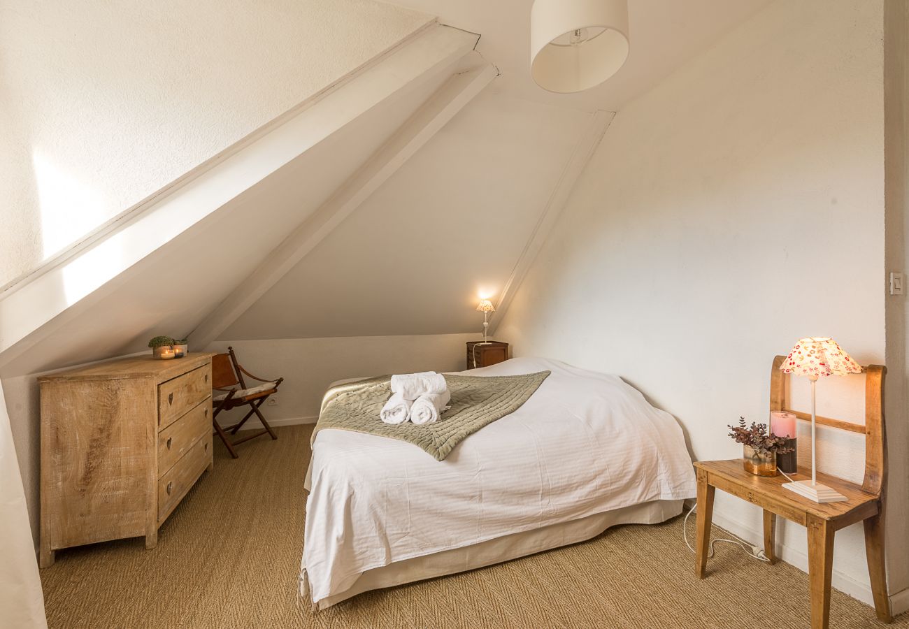 bedroom, cocooning, holiday rental, location, annecy, lake, mountains, luxury, house, villa, hotel, sun, snow, vacation
