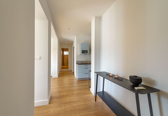 Apartment in Veyrier-du-Lac - VEYRIER centre - Pool and View, Apt contemporain Apartment in Veyrier-du-Lac - VEYRIER centre - Pool and View, Apt contemporain