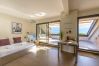 Apartment in Duingt - Le Loft Evasion, pieds dans l'eau. Terrasse XXL Apartment in Duingt - Le Loft Evasion, pieds dans l'eau. Terrasse XXL