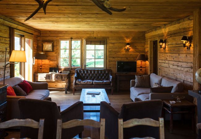 luxury chalet for rent, la clusaz, holiday rental, ski in out, superhost, holidays, luxury concierge service, French alps 
