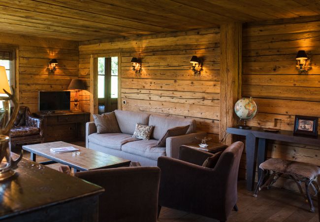 luxury chalet for rent, la clusaz, holiday rental, ski in out, superhost, holidays, luxury concierge service, French alps