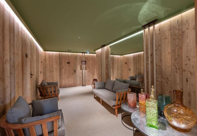 Apartment in Courchevel - Winter Courchevel -- Le Michaelo, SKI IN OUT, 8pax Apartment in Courchevel - Winter Courchevel -- Le Michaelo, SKI IN OUT, 8pax
