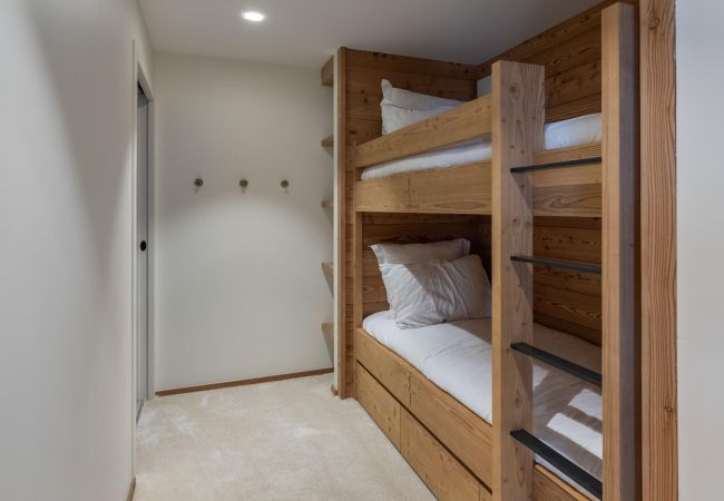 Apartment in Courchevel - Winter Courchevel -- Le Michaelo, SKI IN OUT, 8pax Apartment in Courchevel - Winter Courchevel -- Le Michaelo, SKI IN OUT, 8pax